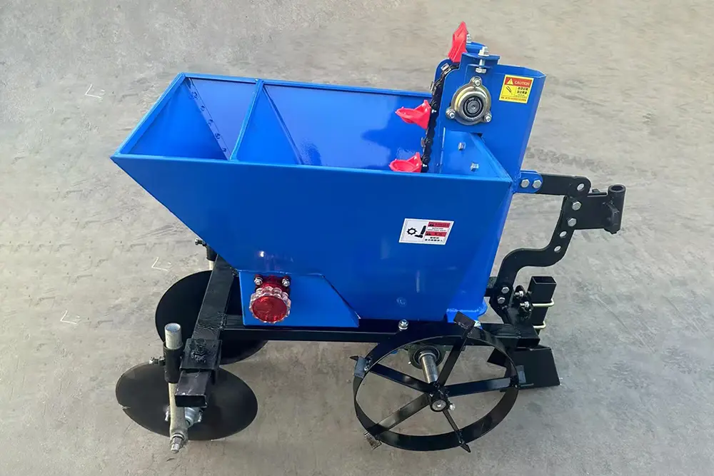 OEM ODM small 1-line potatomelon seeder tractor pull efficient and practical (5).jpg